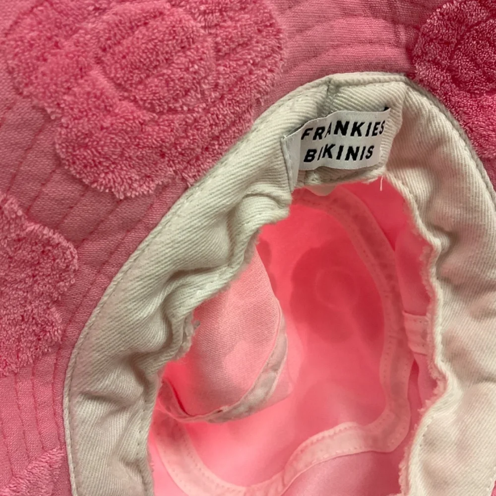 Frankies Bikinis JAX Pink Terry Daisy Flower child Bucket Hat - Picture 5 of 6